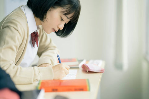 受験生の応援に贈るプレゼントに必要な予算は？選ぶときのポイントも解説