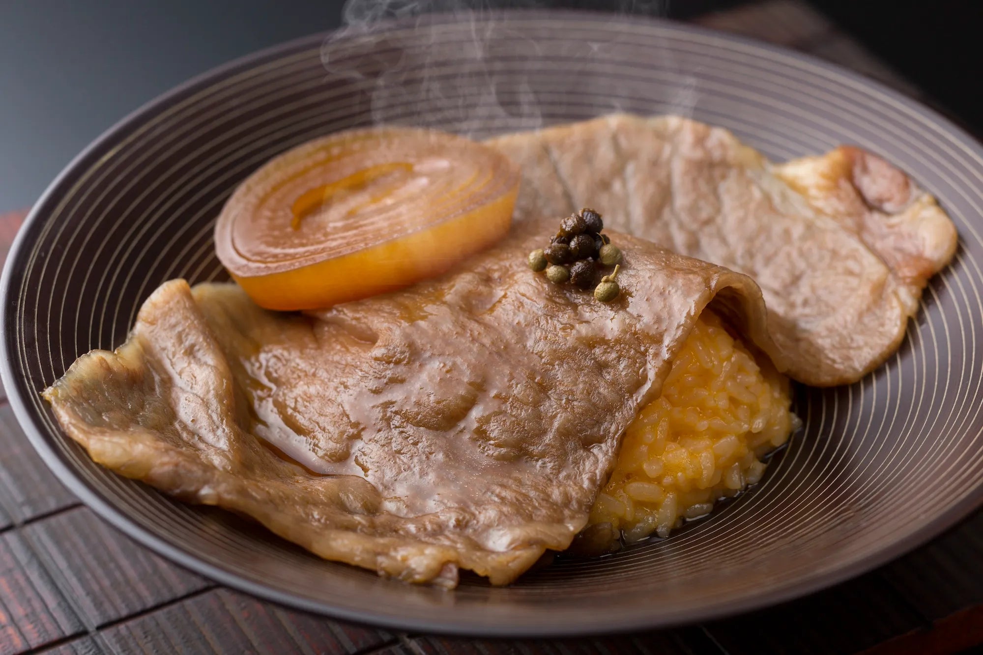 一流のための牛丼 -卵かけご飯専用-