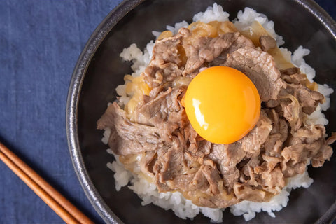 【オンライン限定】白金矢澤精肉店 黒毛和牛 お肉屋さんの牛丼(1食分)