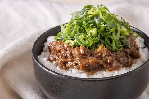 白金矢澤精肉店　黒毛和牛 牛すじ煮込み・牛どて煮ギフト