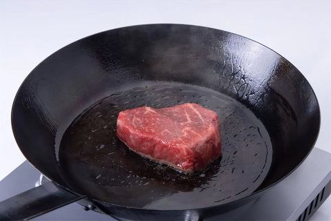 白金矢澤精肉店厳選　黒毛和牛の極み詰合せ（ローストビーフ ＆ ステーキ２種）