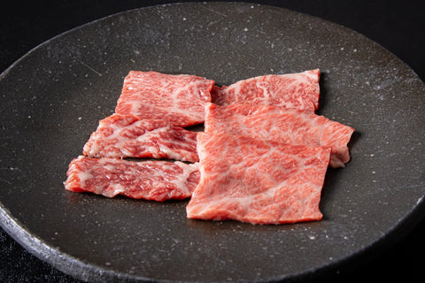 【ヤザワの日】矢澤牛 たれ漬け焼肉 ～ご飯どろぼう～「幻のザブトンと厳選肩ロース盛り合わせ」【冷凍】